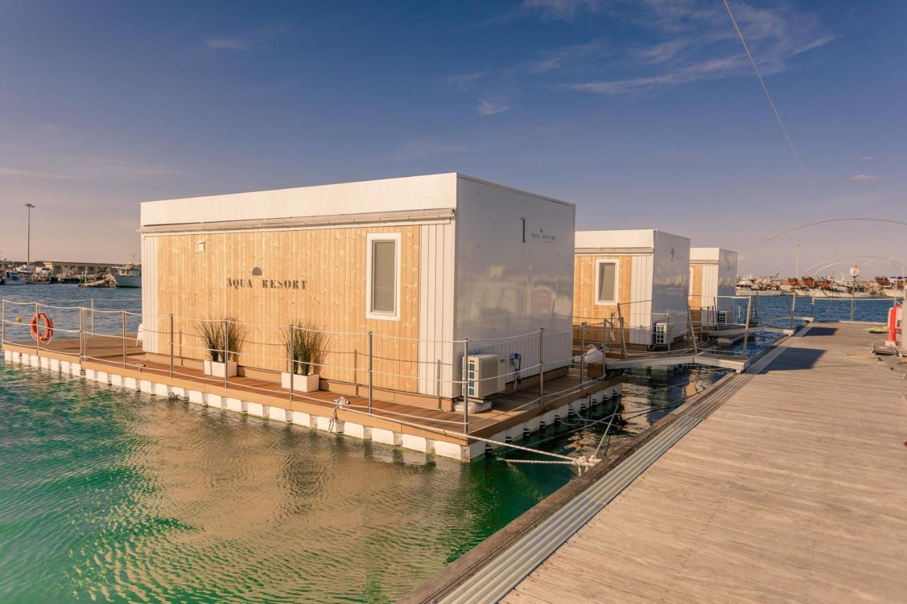 Aqua Resort Giulianova - Houseboat Experience Buitenkant foto